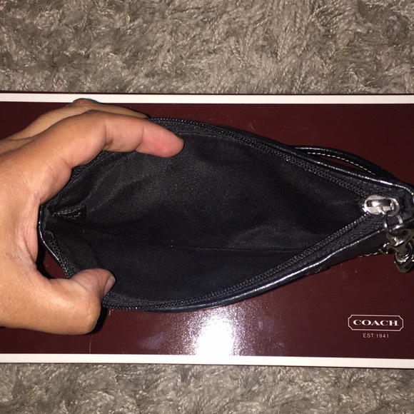 **SOLD** Coach Black Leather Wristlet - Picture 4 of 5
